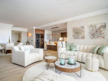 Penthouse mit Pool zum Verkauf in Nueva Andalucía