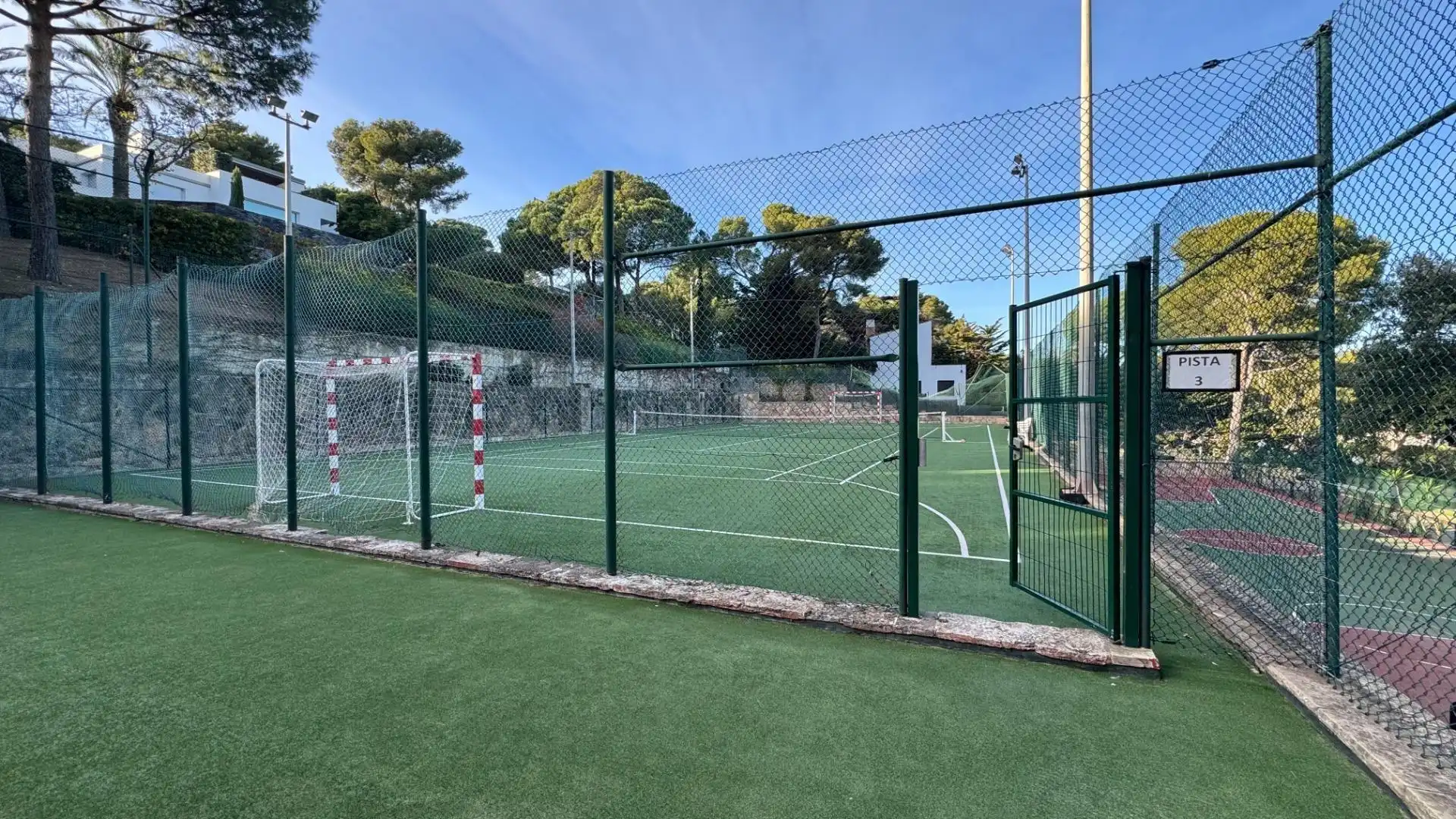 Parking de Piso en venta en Calonge i Sant Antoni con Jardín privado, Terraza y Trastero