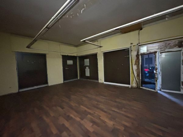 Premises for sale in Badalona