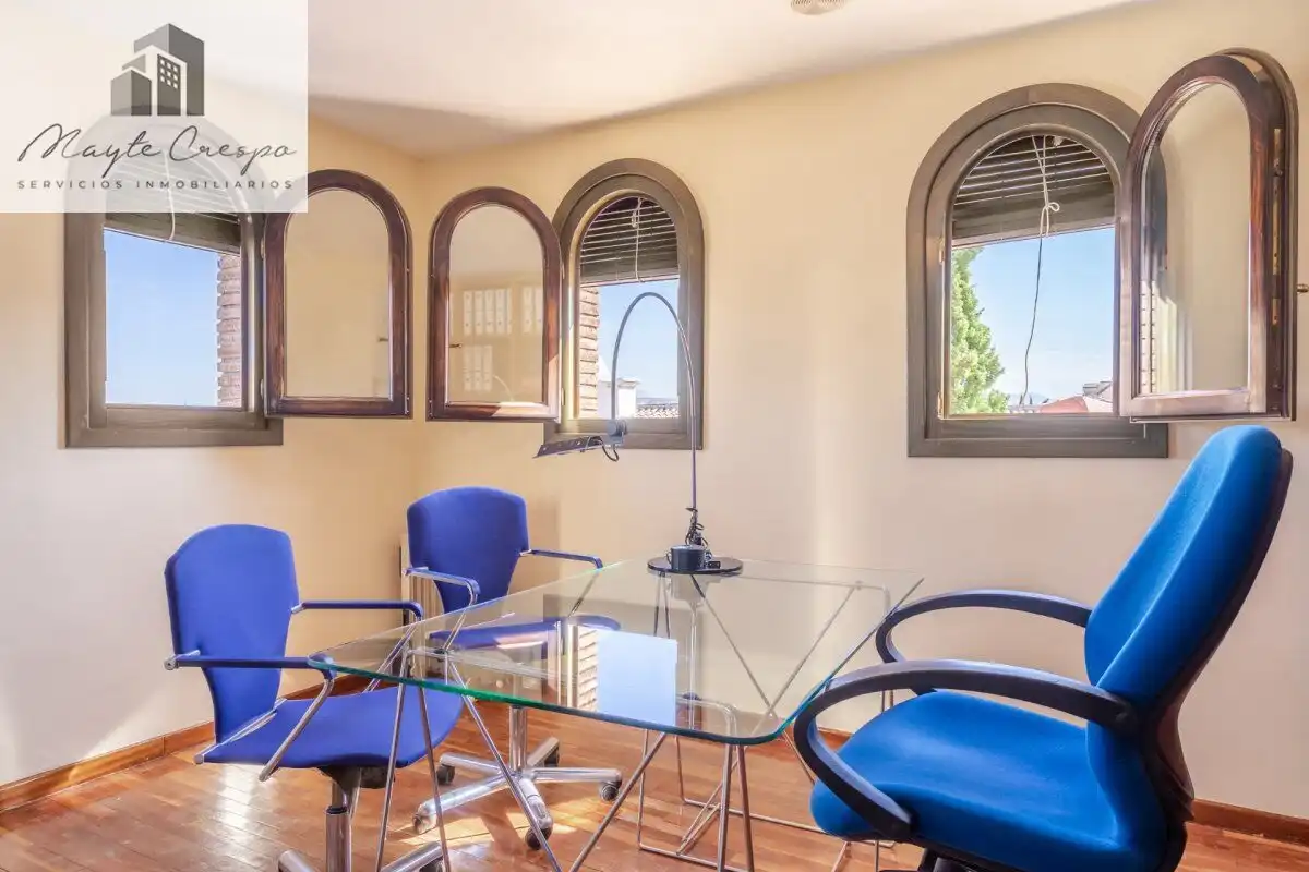 Casa o chalet en venta en La Zubia con Aire acondicionado, Calefacción y Jardín privado