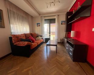 Living room of Apartment for sale in Salamanca Capital  with Heating, Terrace and Furnished