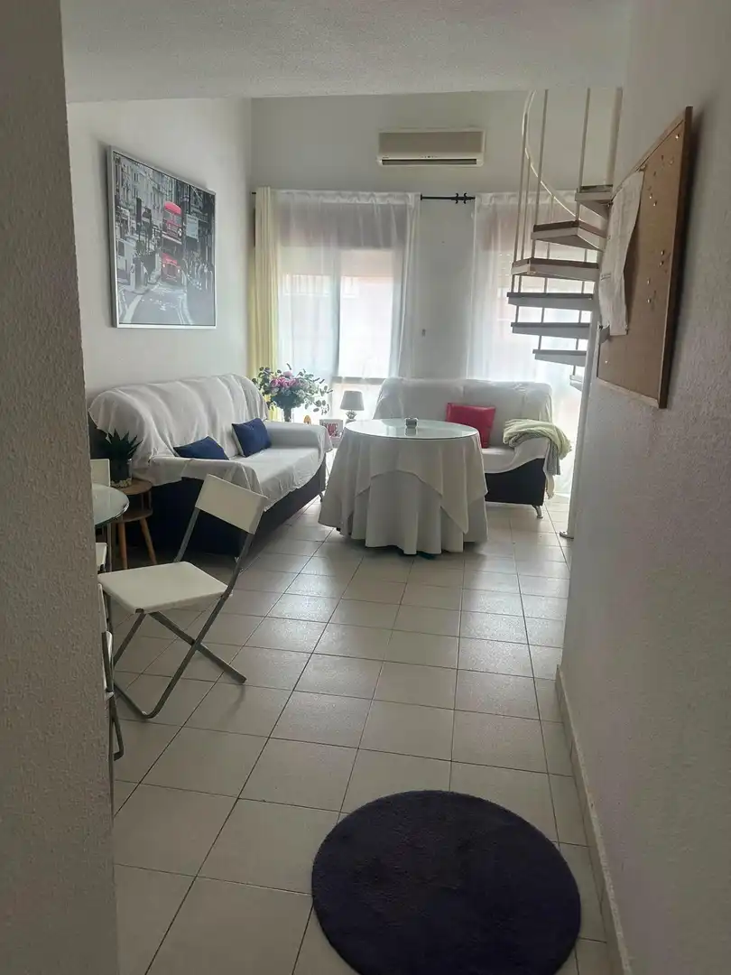Sala d'estar de Apartament en venda en Murcia amb Aire condicionat, Calefacció i Moblat