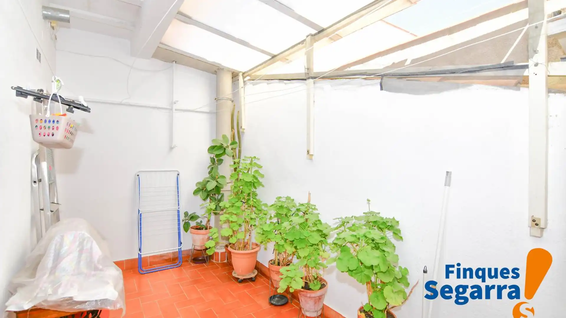 Garden of Houses for sale in L'Arboç  with Terrace, Storage room and Furnished