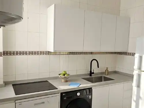 Cuina de Pis en venda en Sevilla amb Traster i Balcó