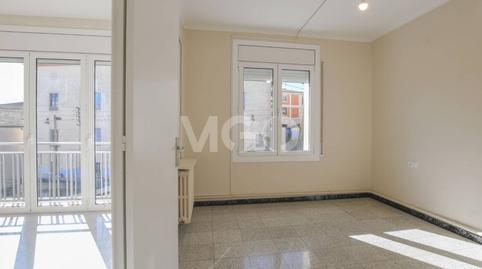 Foto 3 de Pis en venda a Pasaje Parés, Sant Hipòlit de Voltregà, Barcelona