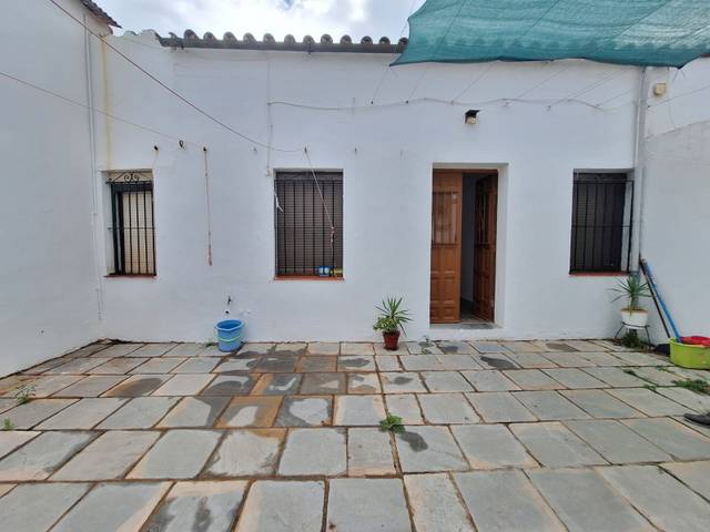 Casa-chalet en Venta en Puente Mayorga - Campamento