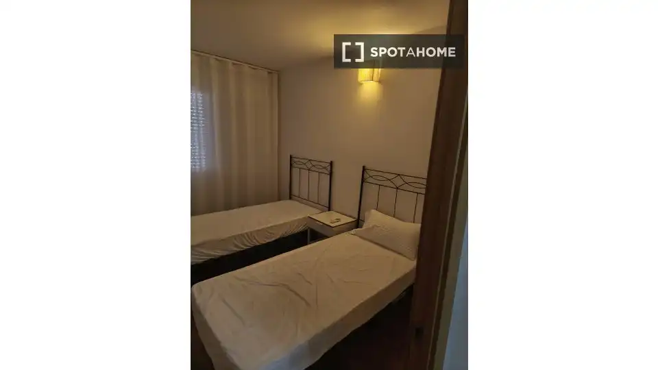Dormitori de Apartament per a compartir en Terrassa amb Aire condicionat, Calefacció i Terrassa