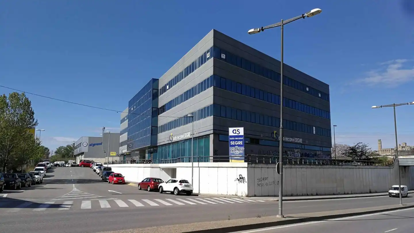 Exterior view of Commercial properties for sale in Lleida