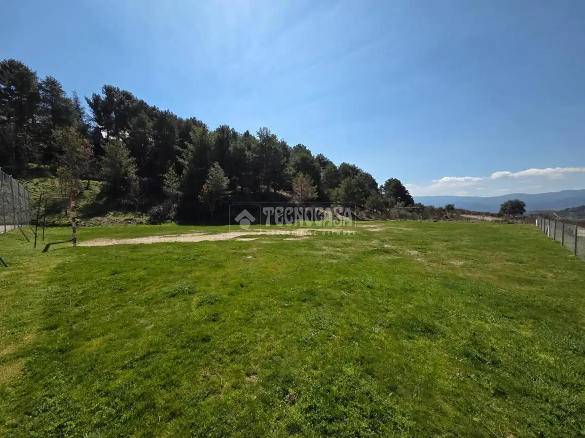 Detached homes for sale in Collado Mediano