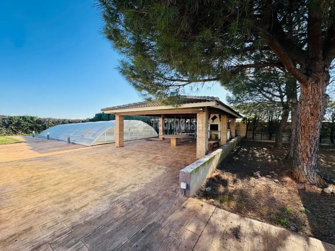 Jardí de Casa o xalet en venda en Mora amb Calefacció, Jardí privat i Piscina