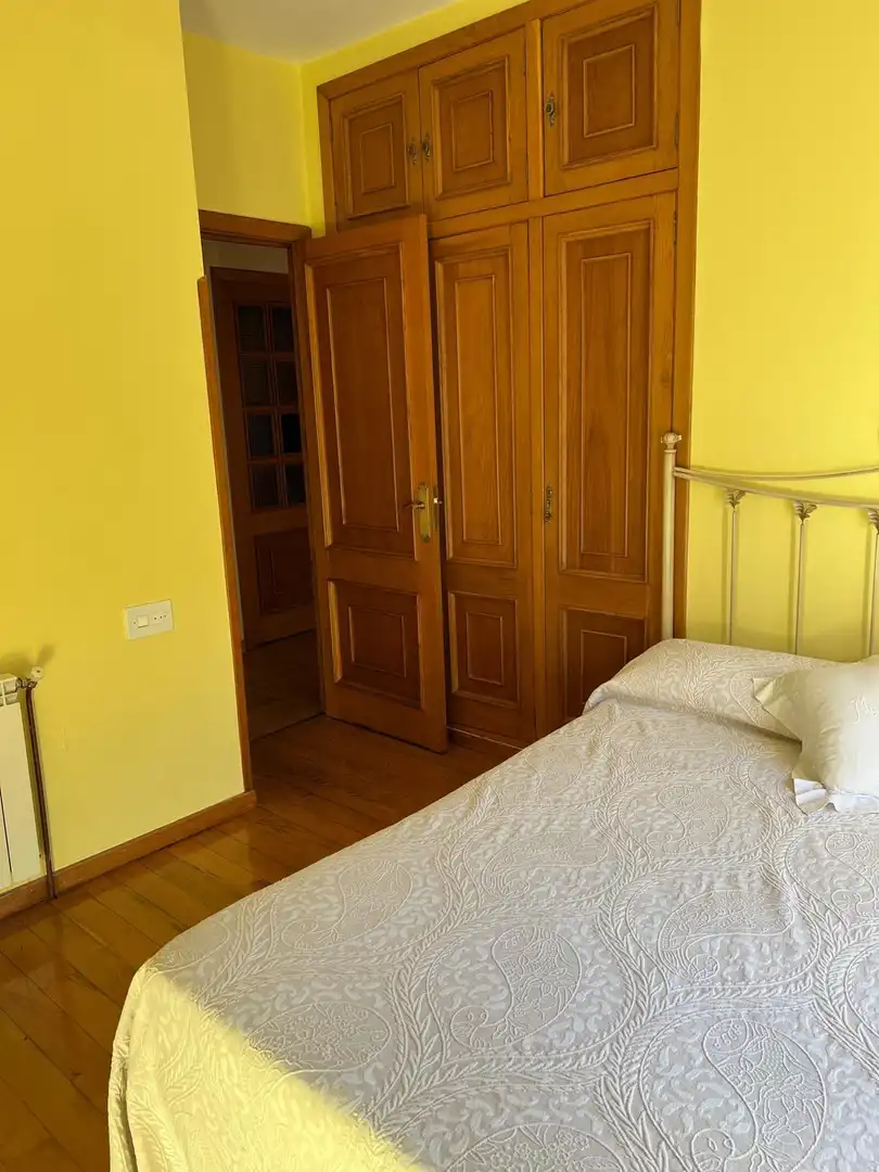 Dormitori de Casa o xalet en venda en Vega de Valcarce amb Calefacció, Jardí privat i Terrassa