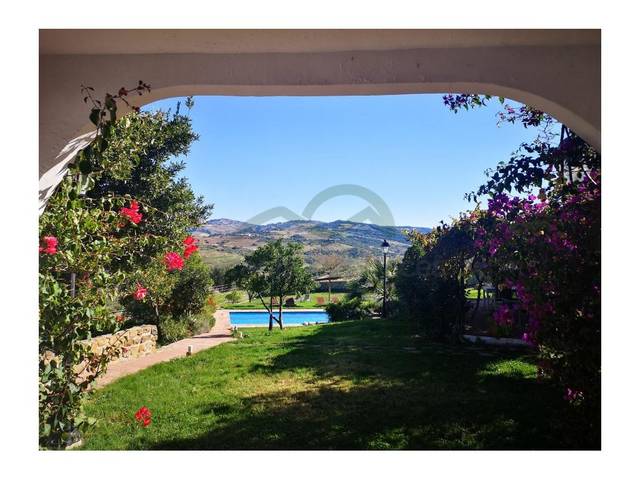 Casa-chalet en Venta en El Gastor