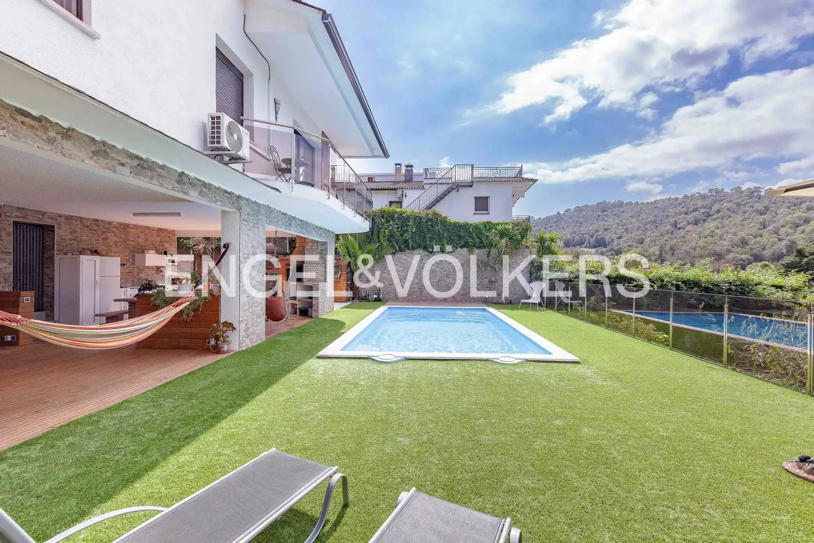 Vista exterior de Casa o chalet de alquiler en Llinars del Vallès con Aire acondicionado, Calefacción y Jardín privado