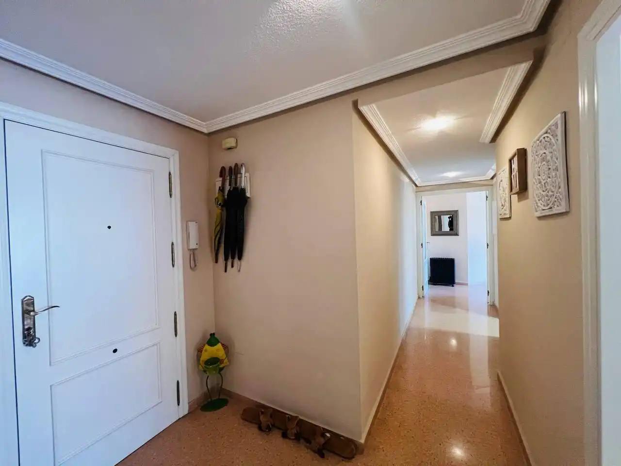 Flat for sale in Alicante / Alacant  with Air Conditioner, Heating and Terrace
