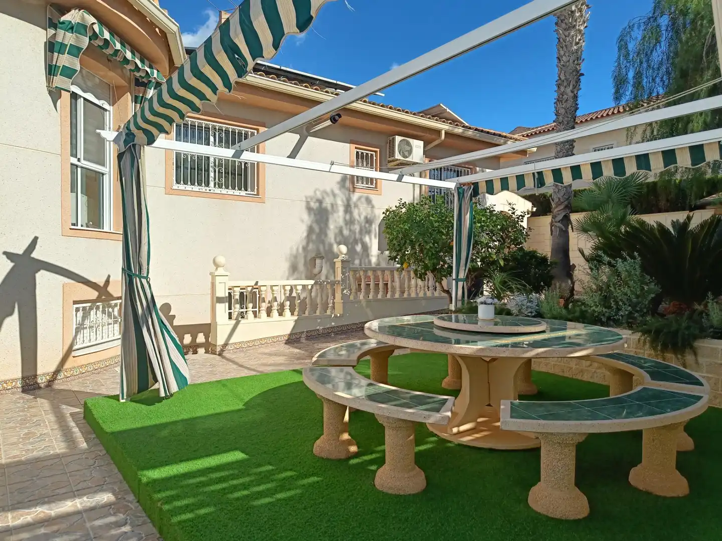 Terrassa de Casa o xalet en venda en Benijófar amb Aire condicionat, Calefacció i Jardí privat