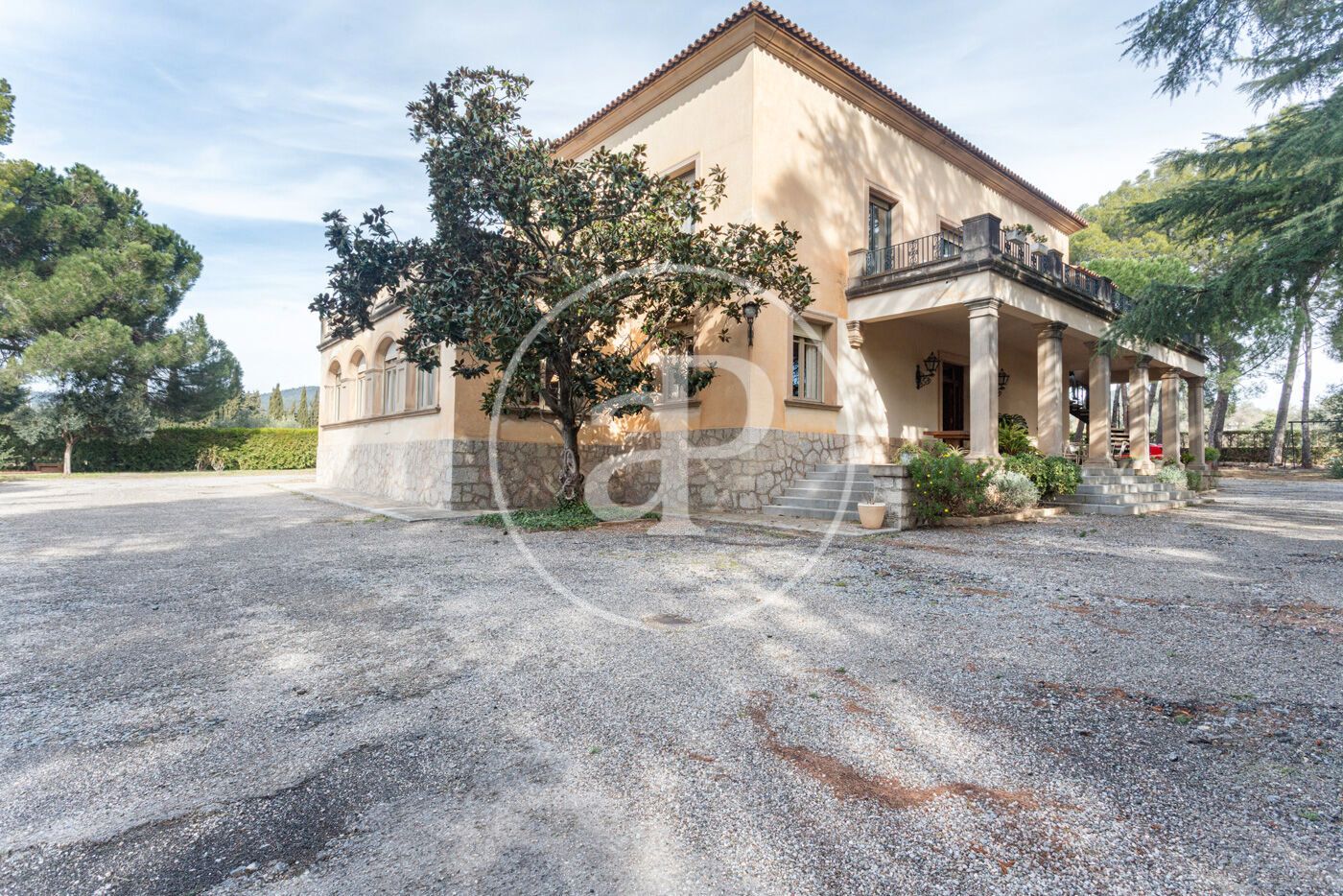 Vista exterior de Casa o xalet en venda en Terrassa amb Calefacció, Jardí privat i Terrassa