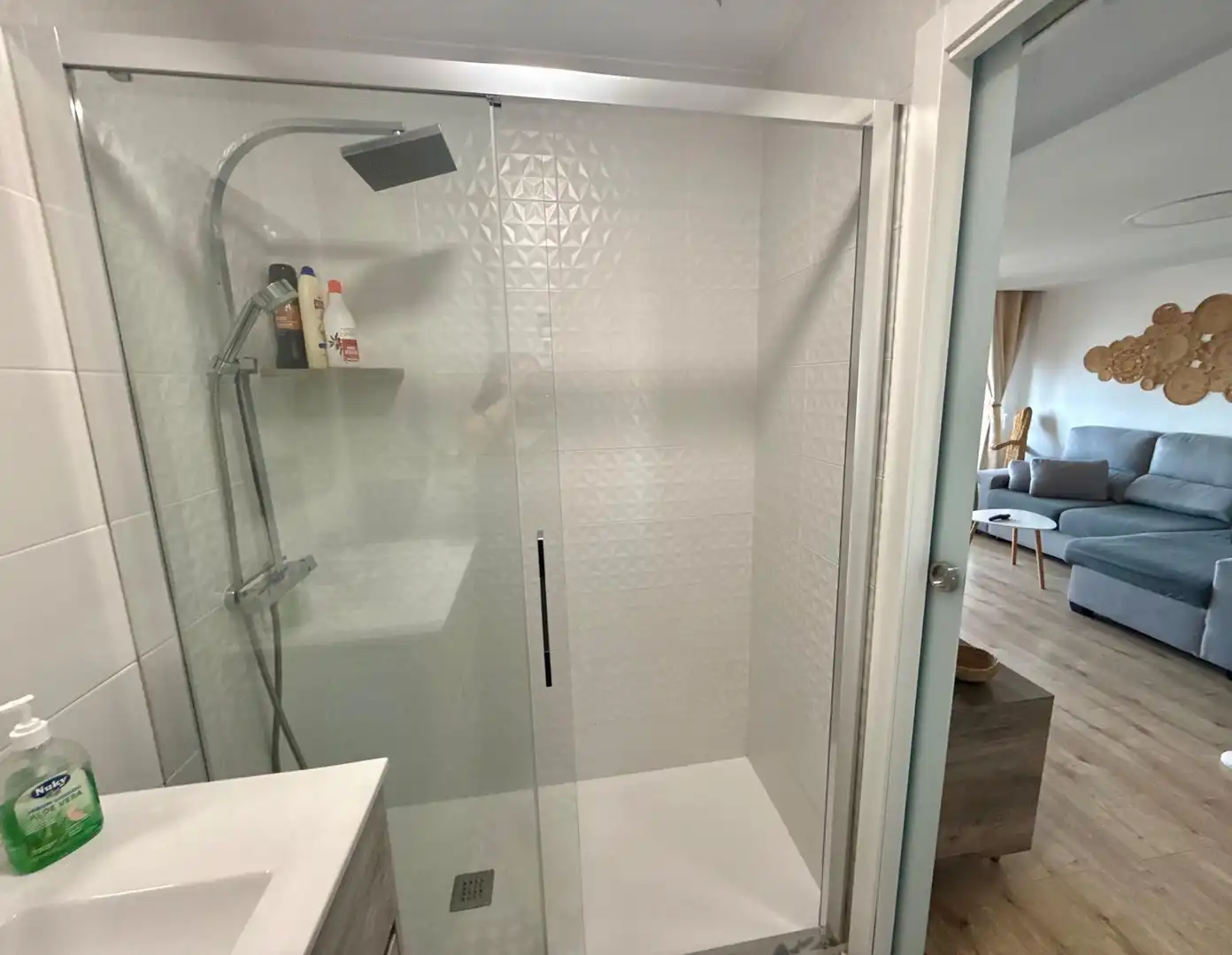 Bathroom of Flat for rent in Alicante / Alacant  with Furnished