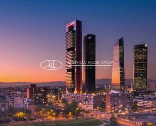 Exterior view of Building for sale in  Madrid Capital