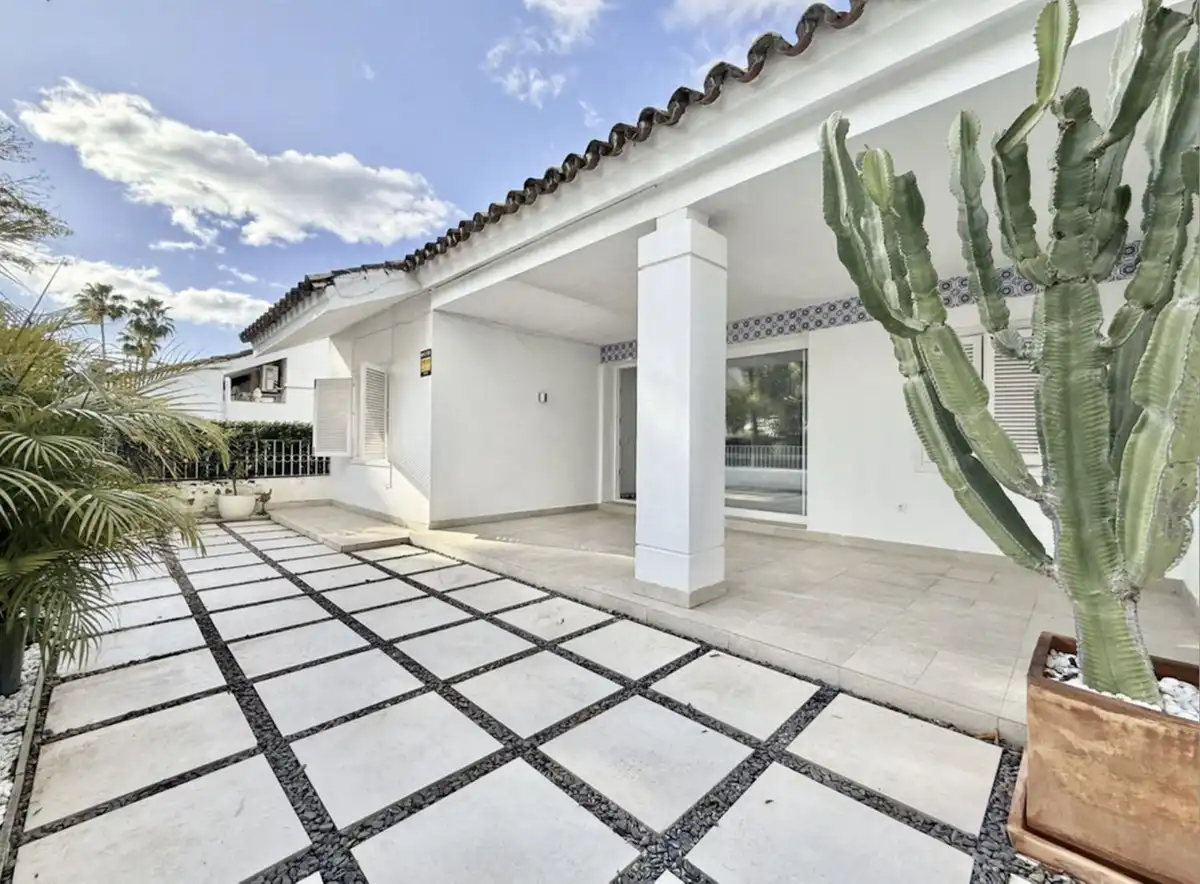 Reihenhaus mit Pool zum Verkauf in Avenida de Julio Iglesias s/n, imagen 6