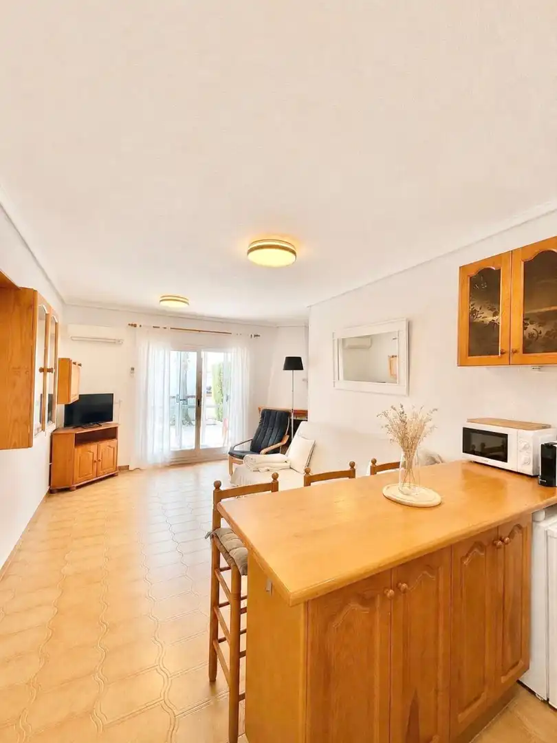 Sala de estar de Casa o chalet de alquiler en Orihuela con Aire acondicionado, Terraza y Piscina