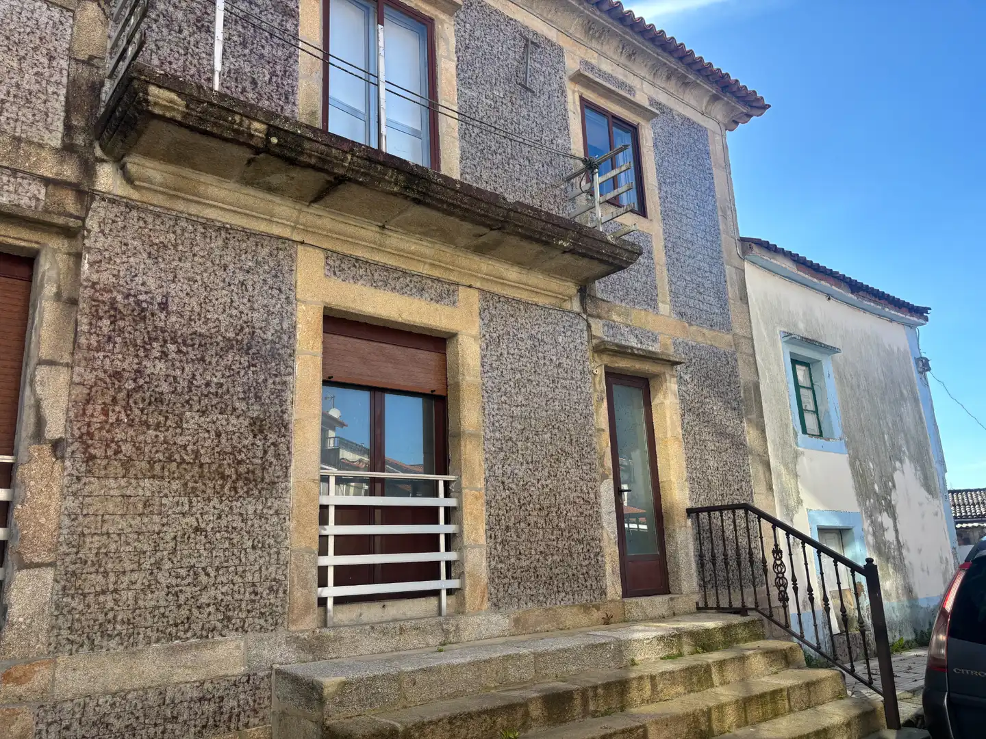 Exterior view of Houses for sale in Vilagarcía de Arousa  with Balcony