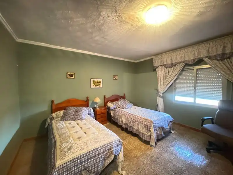 Schlafzimmer von Haus oder Chalet zum Verkauf in Turís mit Privatgarten, Terrasse und Abstellraum