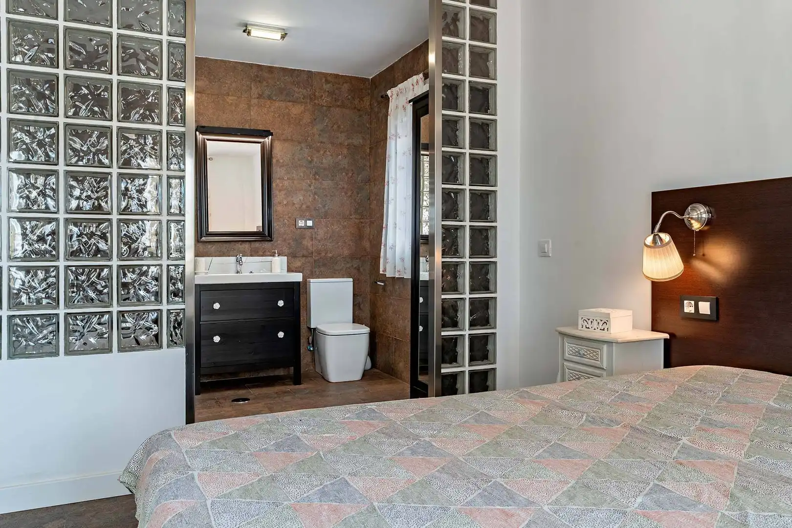 Bathroom of Detached homes for sale in Roquetas de Mar  with Air Conditioner and Community pool