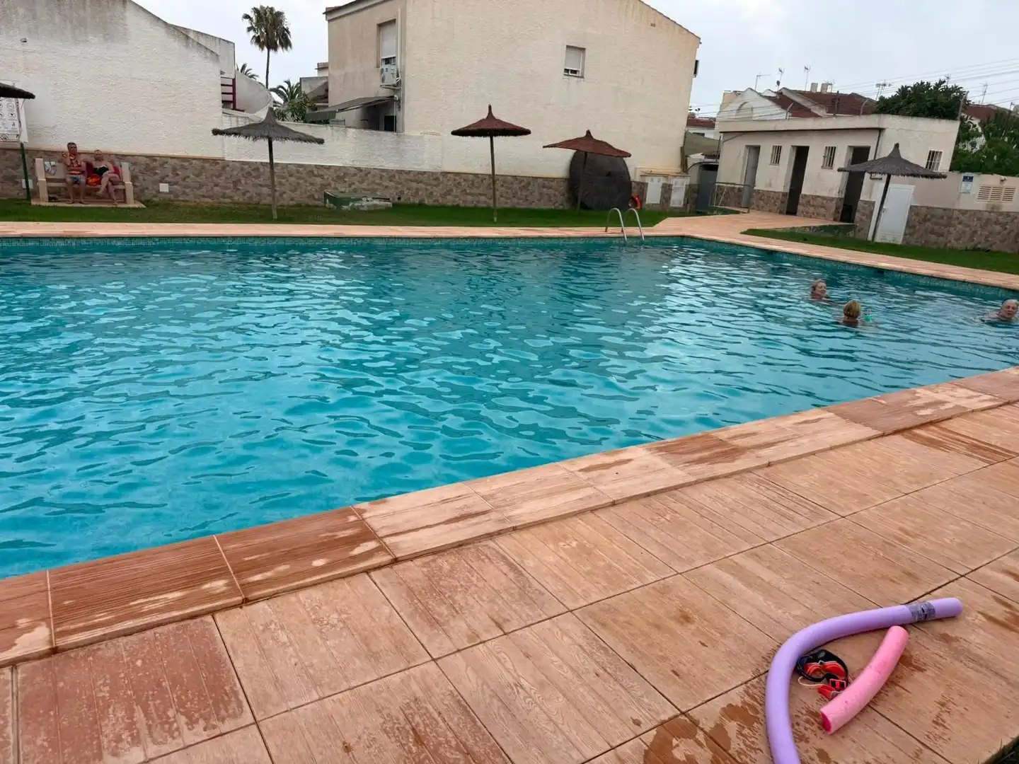 Swimming pool of Detached homes for rent in Torrevieja  with Air Conditioner, Heating and Terrace