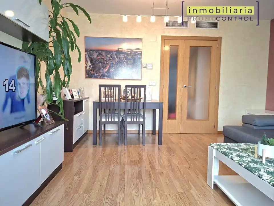 Comedor de Piso en venta en Zuera con Aire acondicionado, Calefacción y Parquet
