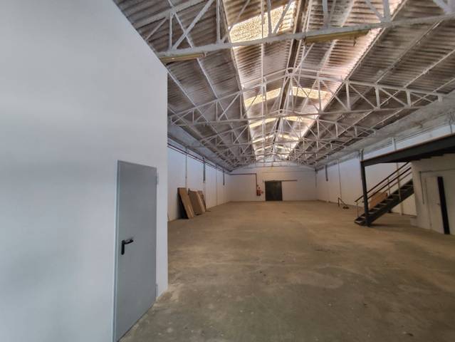 Nave industrial en Alquiler en Calle Brasilia, 8 en Distrito Zeta - Recinto Ferial Cortijo de Torres