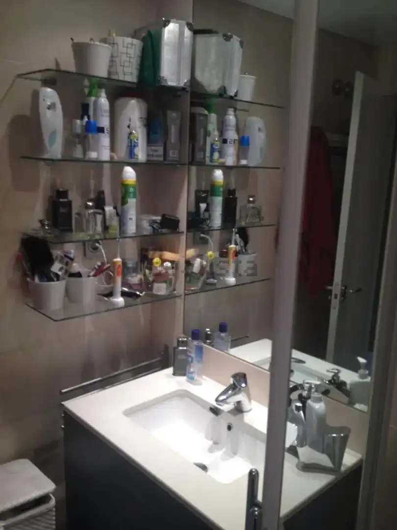 Baño de Planta baja en venta en Madrid con Aire acondicionado, Calefacción y Terraza