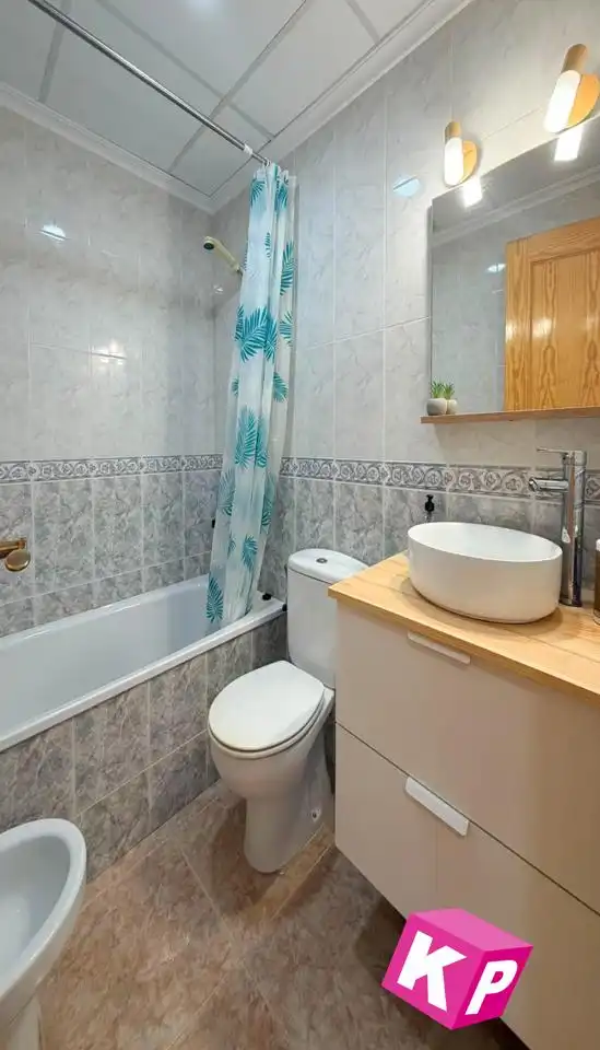 Bany de Casa o xalet en venda en Santa Pola amb Aire condicionat, Terrassa i Piscina