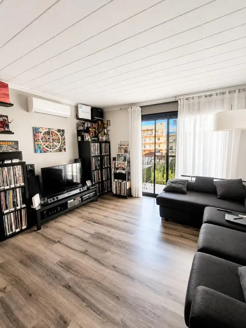 Sala d'estar de Pis en venda en Calella amb Aire condicionat, Traster i Balcó