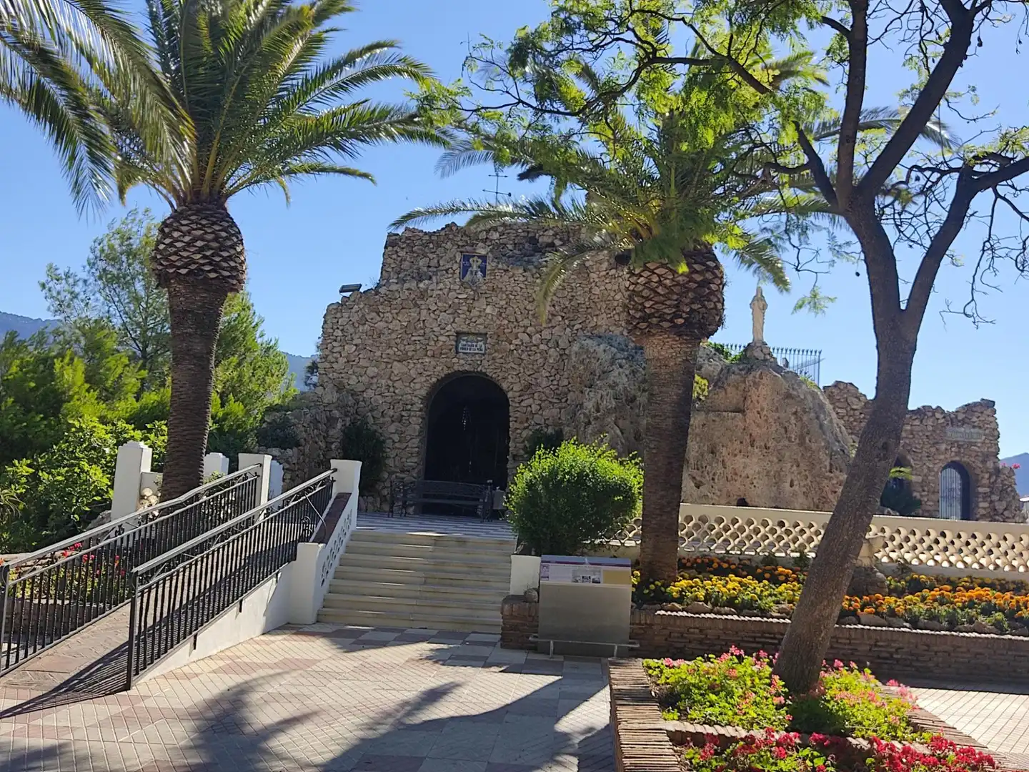 Vista exterior de Piso en venta en Mijas con Aire acondicionado, Calefacción y Terraza
