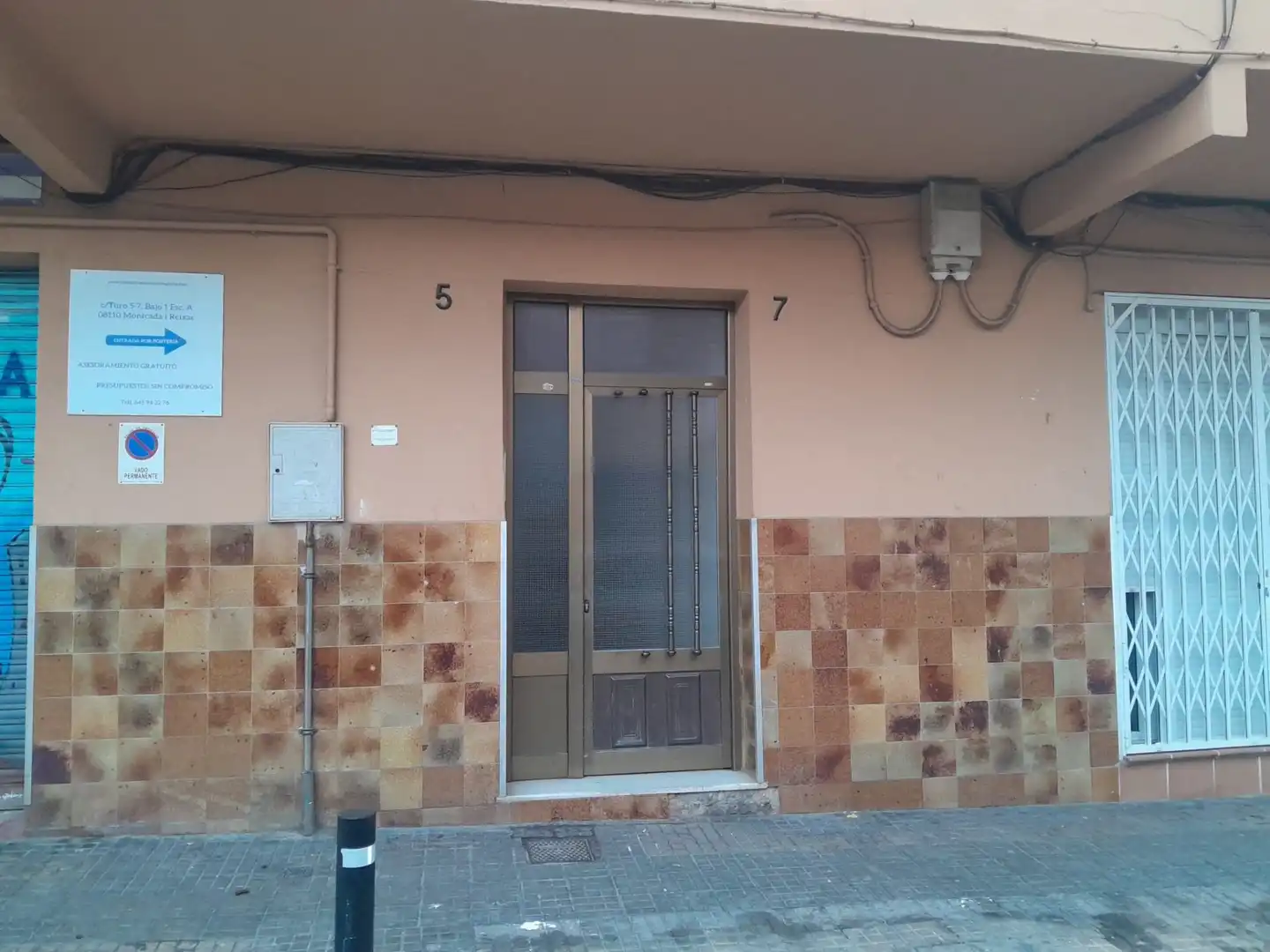 Exterior view of Flat for sale in Montcada i Reixac  with Air Conditioner and Heating
