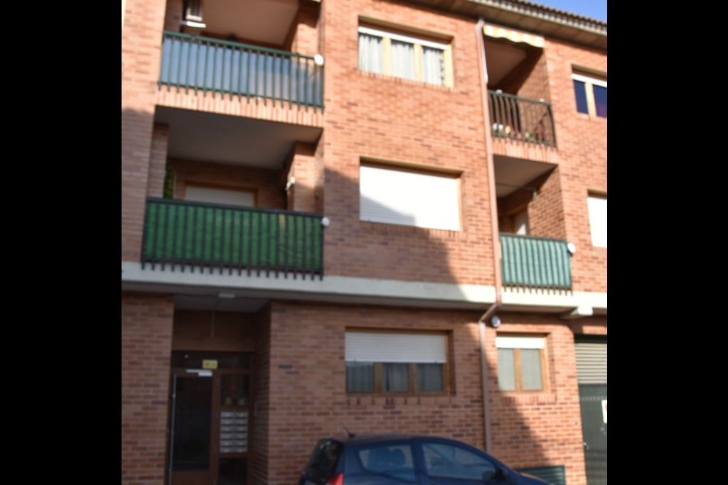 Vista exterior de Planta baixa en venda en Valderrobres amb Moblat, Forn i Rentadora