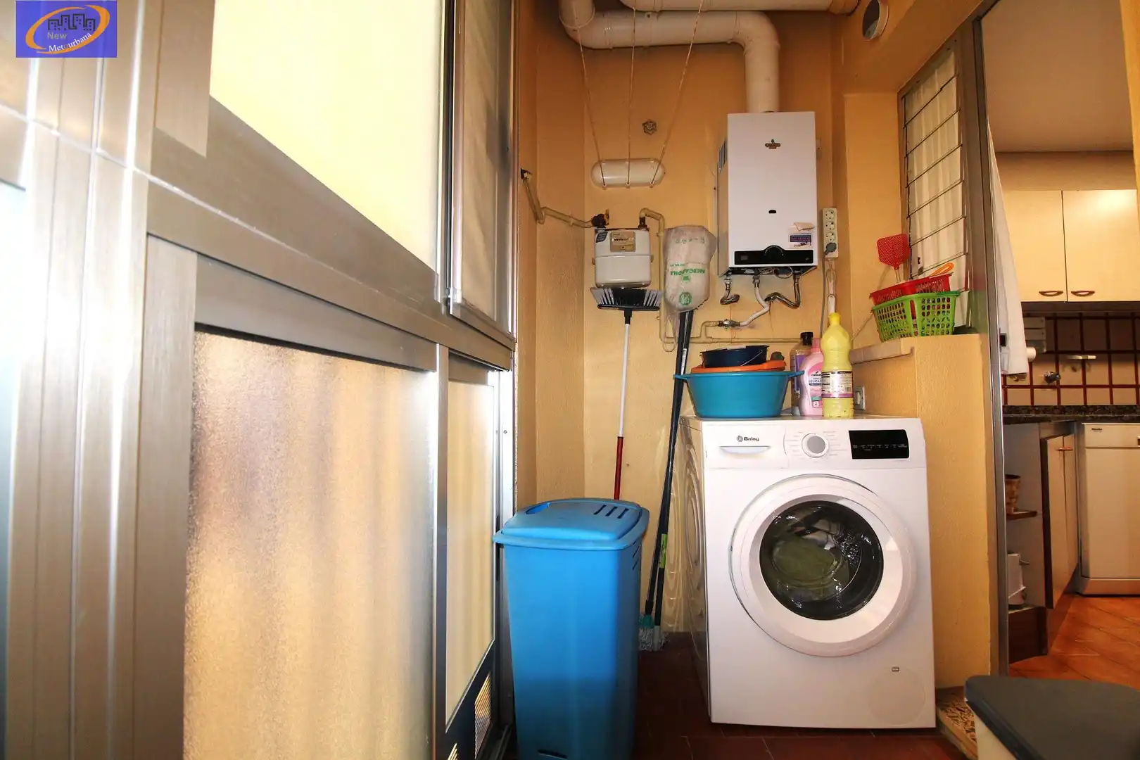 Piso en venta en Valencia con Balcón