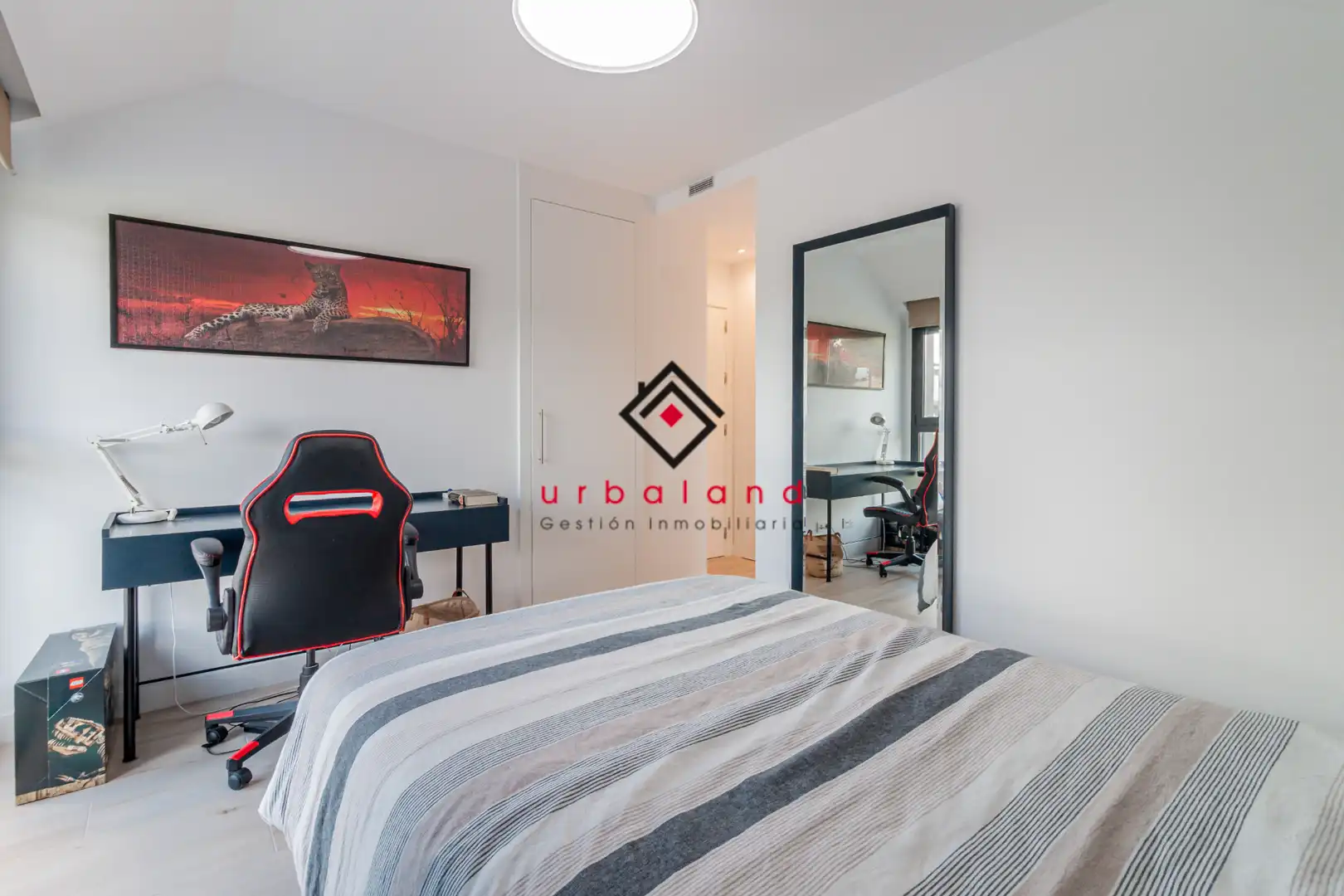 Semi-detached house with pool for sale in Calle de Cosme Damián Churruca, imagen 19