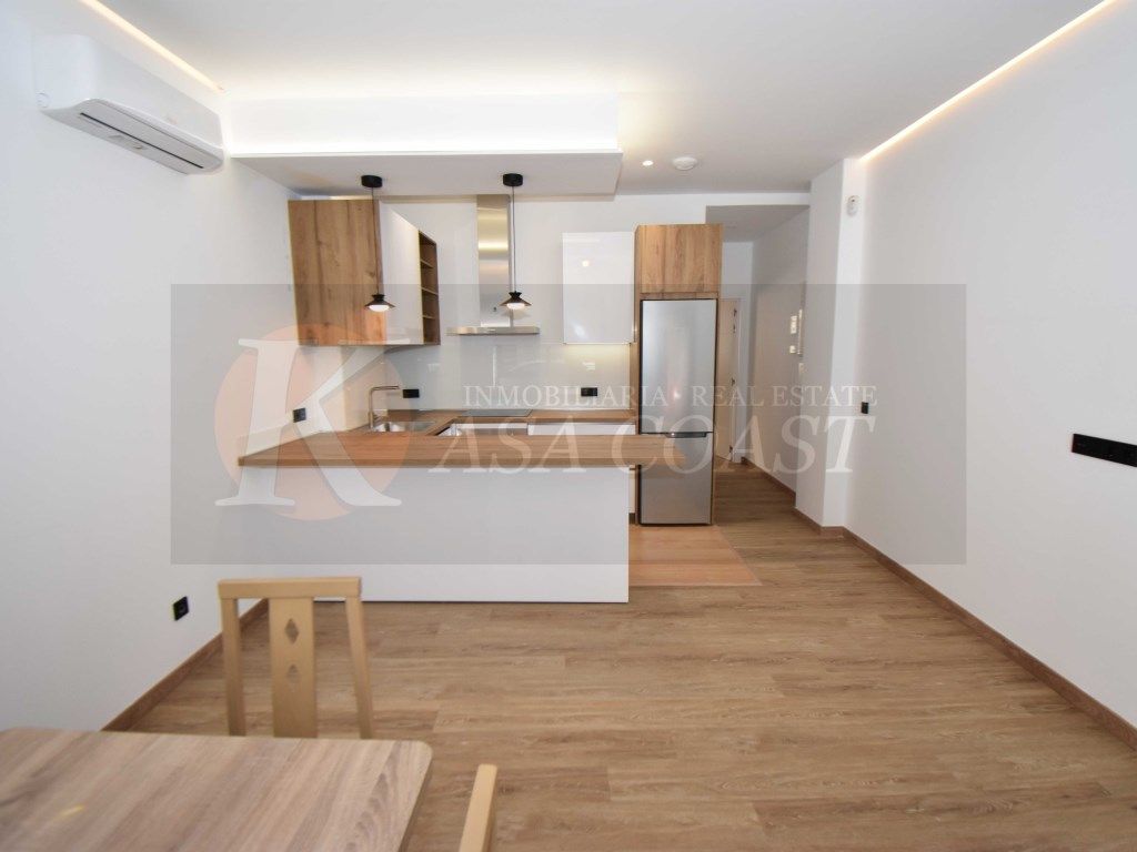 Cuina de Pis en venda en Fuengirola amb Aire condicionat i Domòtica