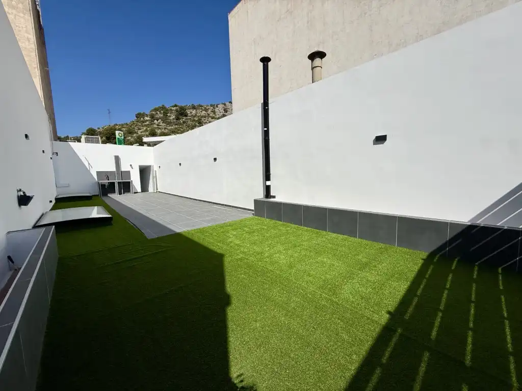 Einfamilien-Reihenhaus zum Verkauf in Calle Viña La, Pueblo