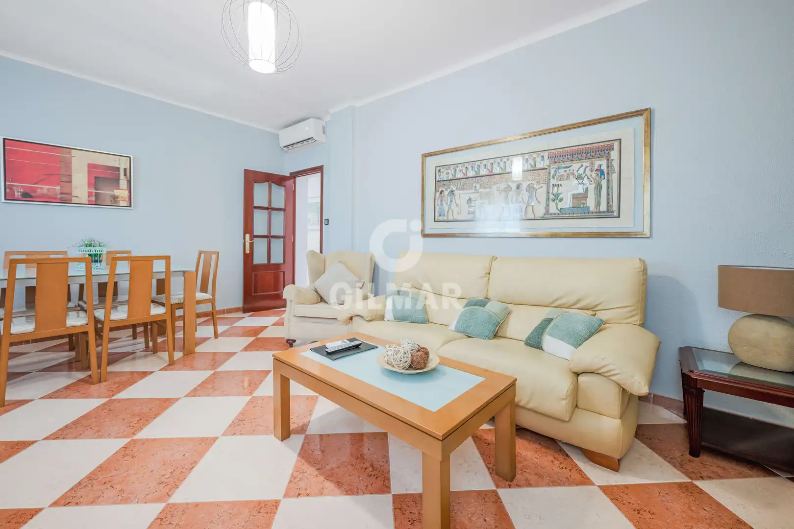 Vista exterior de Piso en venta en Cádiz con Calefacción