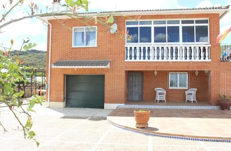 Casa amb piscina en venda a Valdesalor - Rincón de Ballesteros, imagen 4