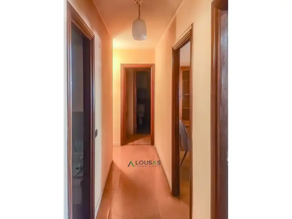 Flat for sale in Sarria