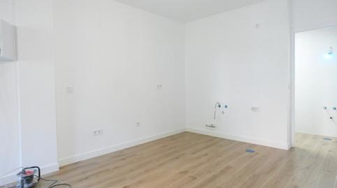 Foto 4 de Pis en venda a Calle Alcudia, Zarzaquemada, Madrid