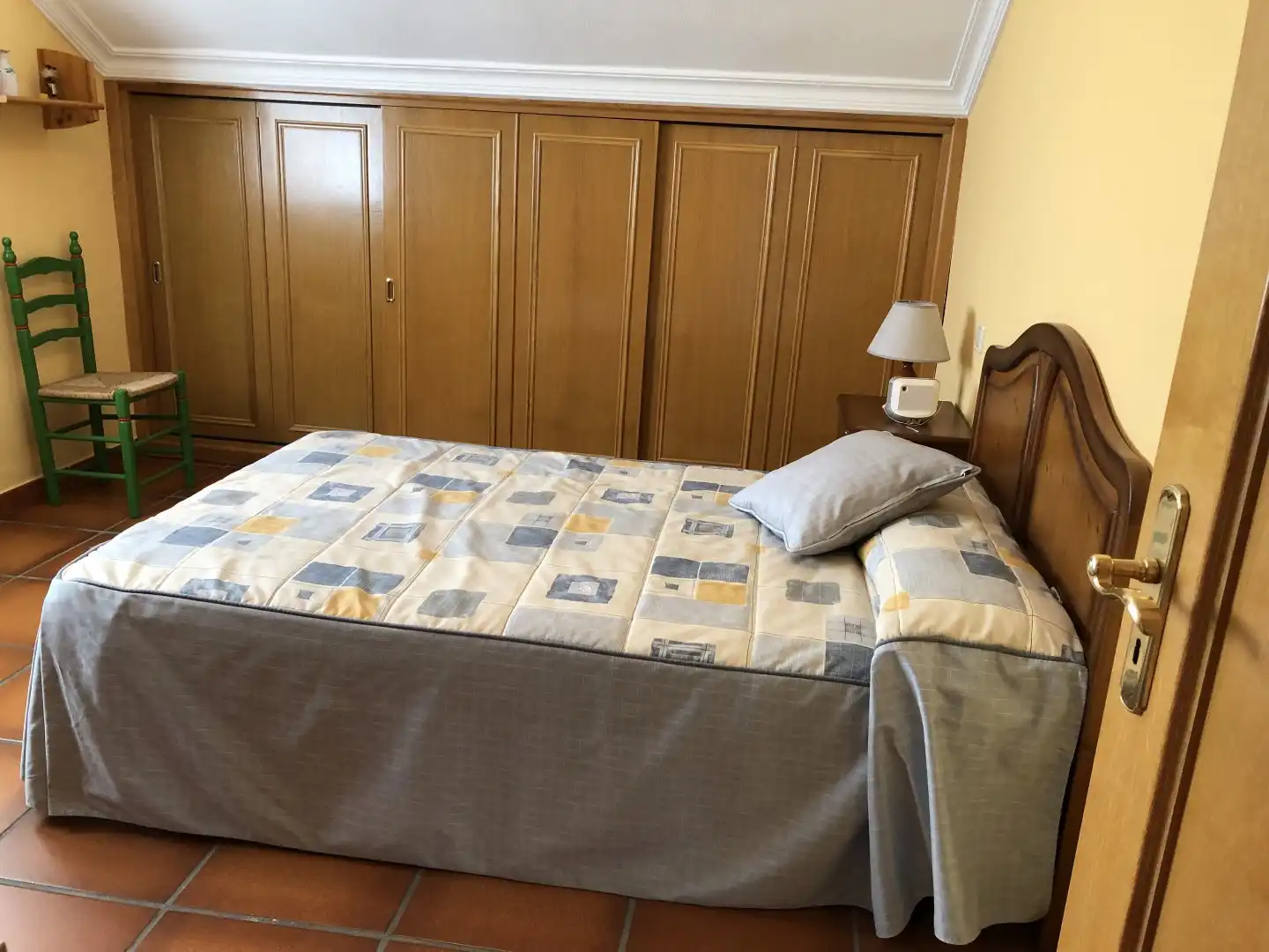 Dormitori de Casa o xalet en venda en La Lastrilla  amb Calefacció, Jardí privat i Traster