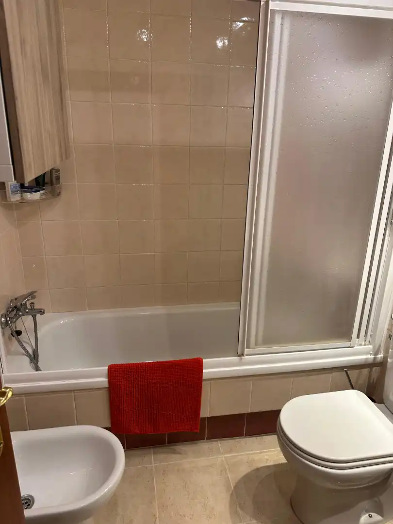 Baño de Casa o chalet en venta en Alcalá del Río con Aire acondicionado, Jardín privado y Amueblado