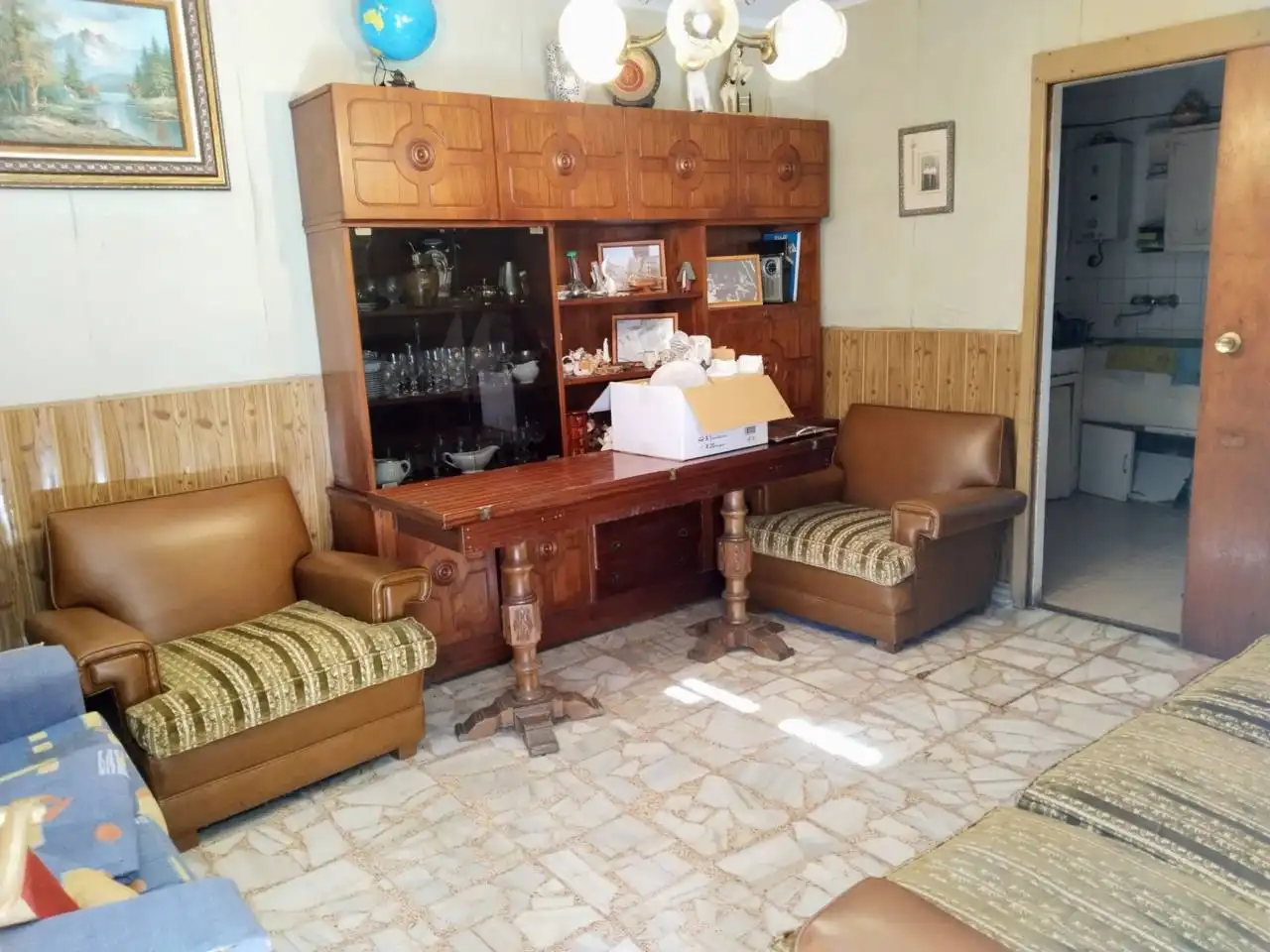 Sala d'estar de Finca rústica en venda en Alfoz de Quintanadueñas amb Jardí privat i Moblat