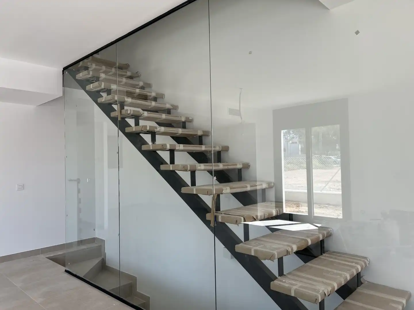 Maison mitoyenne avec terrasse à vendre à SINIES DE LES, imagen 4