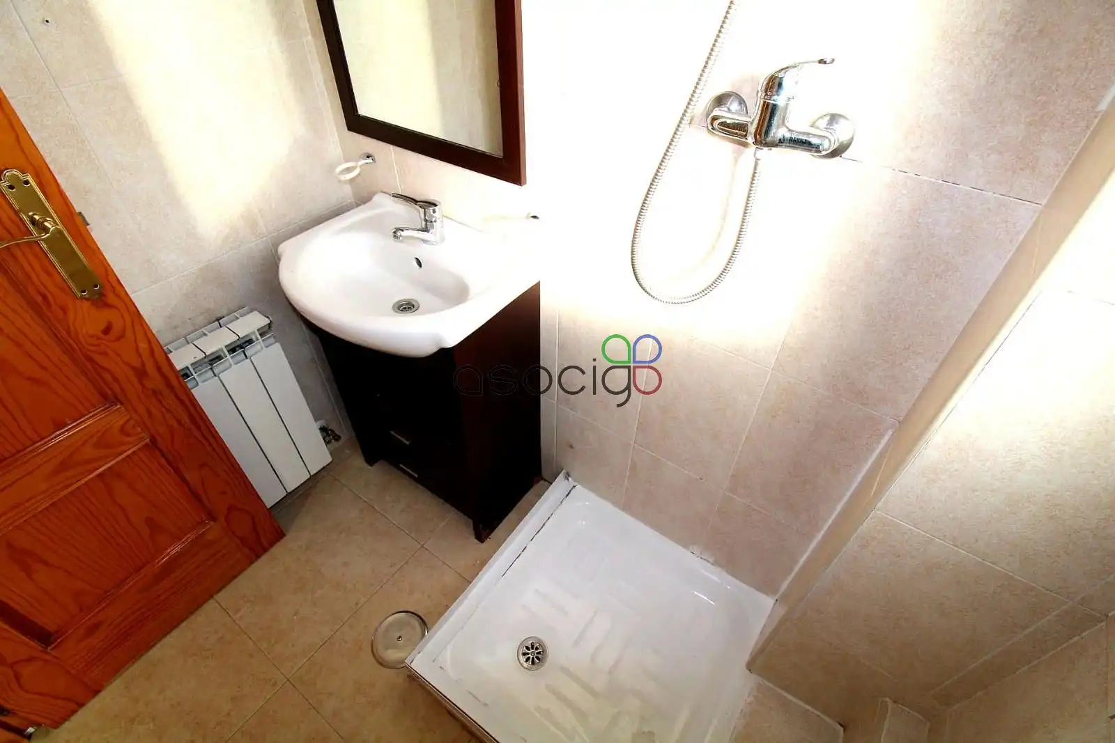 Baño de Casa adosada en venta en Azuqueca de Henares con Calefacción