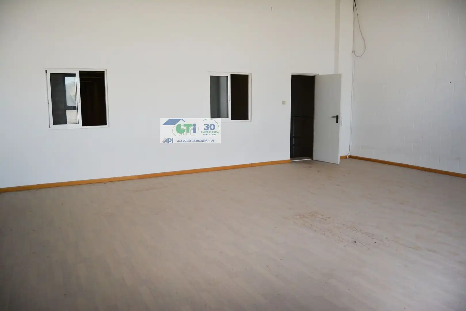 Industrial buildings for rent in La Puebla de Alfindén